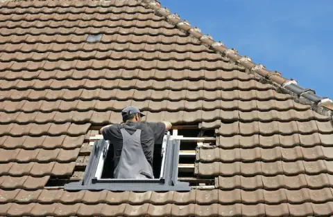 Pose de velux - Saint-Martin-de-la-Porte
